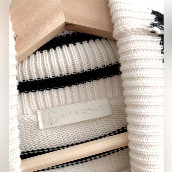 VITA GRACE SWEATER - Picture 3 of 3